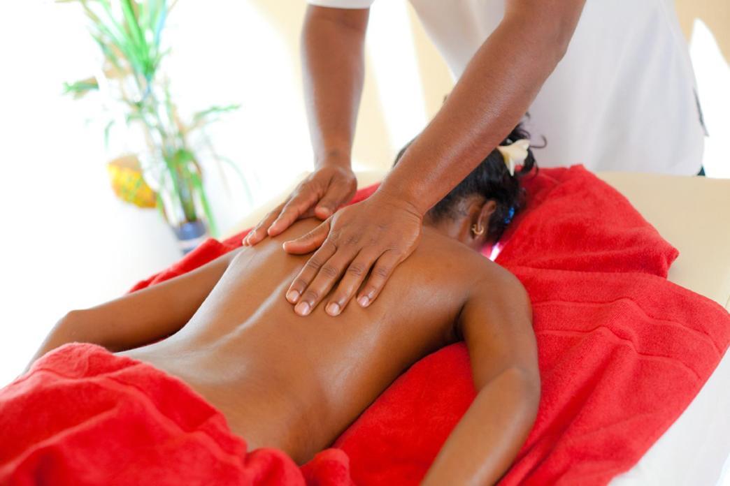 Jalsa Beach Hotel & Spa Poste Lafayette Eksteriør bilde