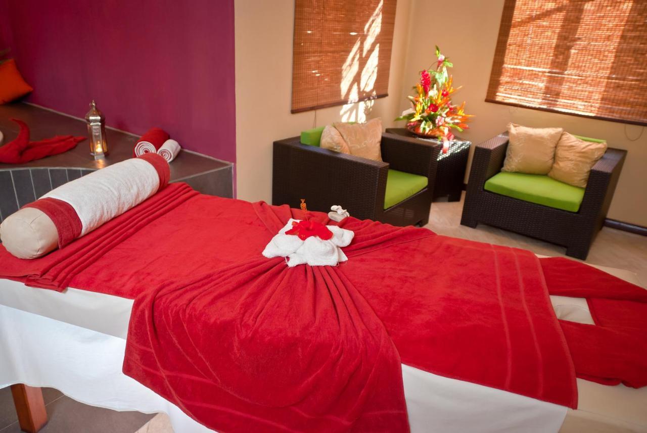 Jalsa Beach Hotel & Spa Poste Lafayette Eksteriør bilde